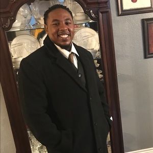 Meet your Posher, Lyle